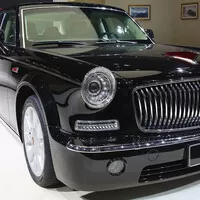 Automobily vládců východu aneb exotická monstra pro vyvolené