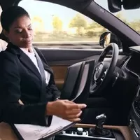 Proč se petrolheadi nemusí bát autonomních aut