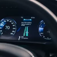 Proč se petrolheadi nemusí bát autonomních aut