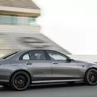 Vrcholné AMG E63 přichází s novým driftovacím módem