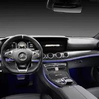 Vrcholné AMG E63 přichází s novým driftovacím módem