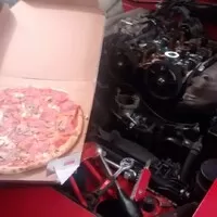 Do Říma s Rudou Potvorou, část první