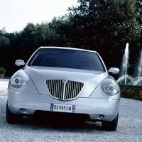 Lancia Thesis: Rodová degenerace