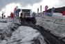 Auto pokořilo nejšílenější lyžařský sjezd na světě