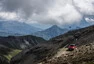 Auto pokořilo nejšílenější lyžařský sjezd na světě