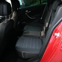 Opel Insignia 2.0 CDTI: Odznak postavení