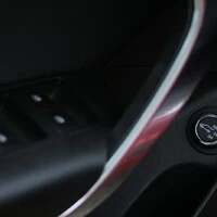 Opel Insignia 2.0 CDTI: Odznak postavení