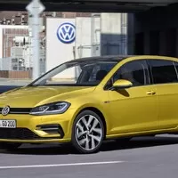Facelift Volkswagenu Golf – silnější GTI a chcípání při puštění plynu