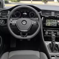 Facelift Volkswagenu Golf – silnější GTI a chcípání při puštění plynu