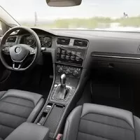 Facelift Volkswagenu Golf – silnější GTI a chcípání při puštění plynu