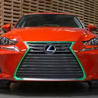 Lexus představil nejostřejší sedan všech dob