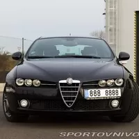 Autíčkář na lovu 03/2014: R4 + R6 + V8