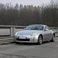 Za volantem Nissanu 350Z: Šarmantní baculka