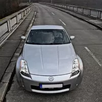 Za volantem Nissanu 350Z: Šarmantní baculka