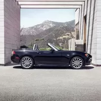 Je Miata víc jako Fiat nebo jako Alfa? - Z redakčního chatu