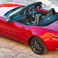 Je Miata víc jako Fiat nebo jako Alfa? - Z redakčního chatu