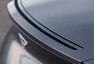 Aston Martin DB11: Bez křídla a přece s přítlakem