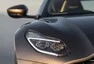 Aston Martin DB11: Bez křídla a přece s přítlakem