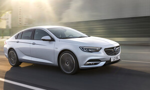 Novinky: Opel Insignia přijíždí elegantnější a po dietě
