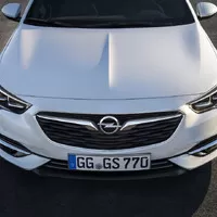 Opel Insignia přijíždí elegantnější a po dietě