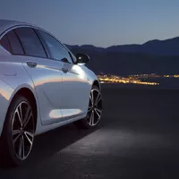 Opel Insignia přijíždí elegantnější a po dietě