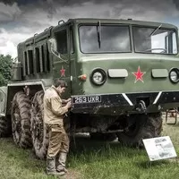 Sovětská monstra: Z rodu mastodontů