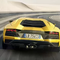 Lamborghini po šesti letech přepracovalo Aventador