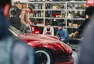 Po Japonci v Praze zbylo pouze jedno hodně široké Porsche