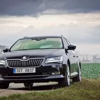 Škoda Superb Combi 2.0 TDi - Dexterův stěhovák