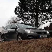Opel Astra Sports Tourer 2,0 CDTI Biturbo: Gétéčko pro všední den