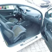 Autíčkář na lovu: Co se dá koupit za cenu nové Fabie (a nesedře vás to z kůže)