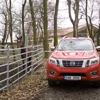 Nissan Navara - komfort, bláto a vánoční stromky