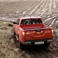 Nissan Navara - komfort, bláto a vánoční stromky