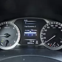 Nissan Navara - komfort, bláto a vánoční stromky
