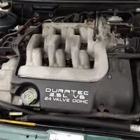 Hrdinové za babku: Ford Cougar 2.5 V6