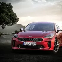 Kia představila sportovně laděný sedan Stinger