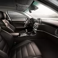 Kia představila sportovně laděný sedan Stinger