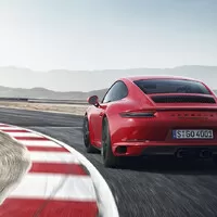 Nové Porsche 911 GTS je zase o kousek dále