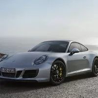 Nové Porsche 911 GTS je zase o kousek dále