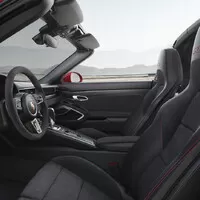 Nové Porsche 911 GTS je zase o kousek dále