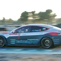 Veřejnosti se představila závodní Tesla Model S