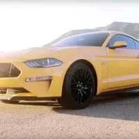 Faceliftovaný Mustang se tváří smutně