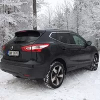Nissan Qashqai 1.6 dci 4x4: Kombíky, do střehu!
