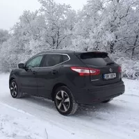 Nissan Qashqai 1.6 dci 4x4: Kombíky, do střehu!