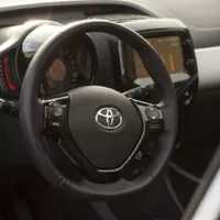 Toyota Aygo: Motoristovo minimální řešení