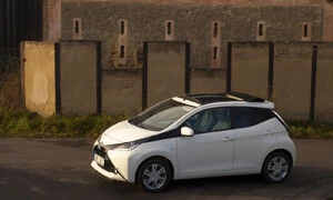 Toyota Aygo: Motoristovo minimální řešení