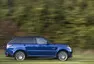 Range Rover Sport SVR akceleruje na trávě i na písku