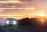 Range Rover Sport SVR akceleruje na trávě i na písku