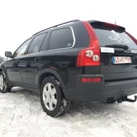 Autíčkář na lovu mastodontů