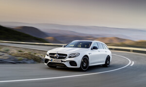 Novinky: Mercedes-AMG E63 S kombi – kombajn náročných rodičů